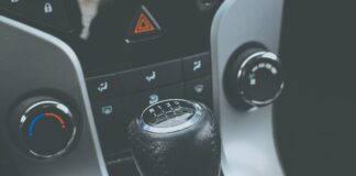 Na co zwrócić uwagę przy wyborze serwisu skrzyń biegów